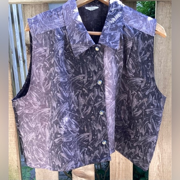 Cropped sleeveless button down top/vest lg - Picture 9 of 13